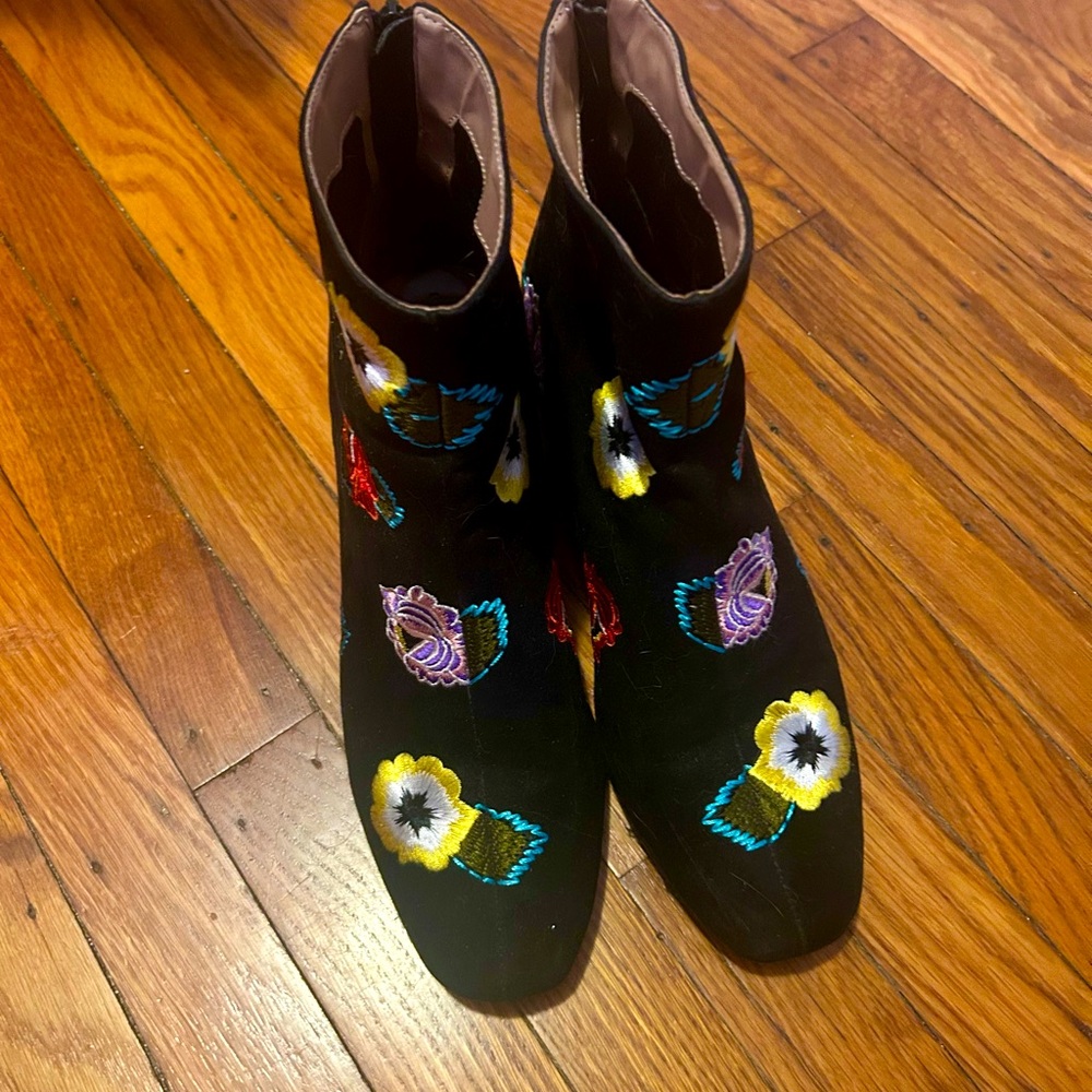 Betsey Johnson floral embroidered ankle boots